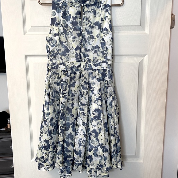 Ricki’s Dress Size 4 - Picture 3 of 3